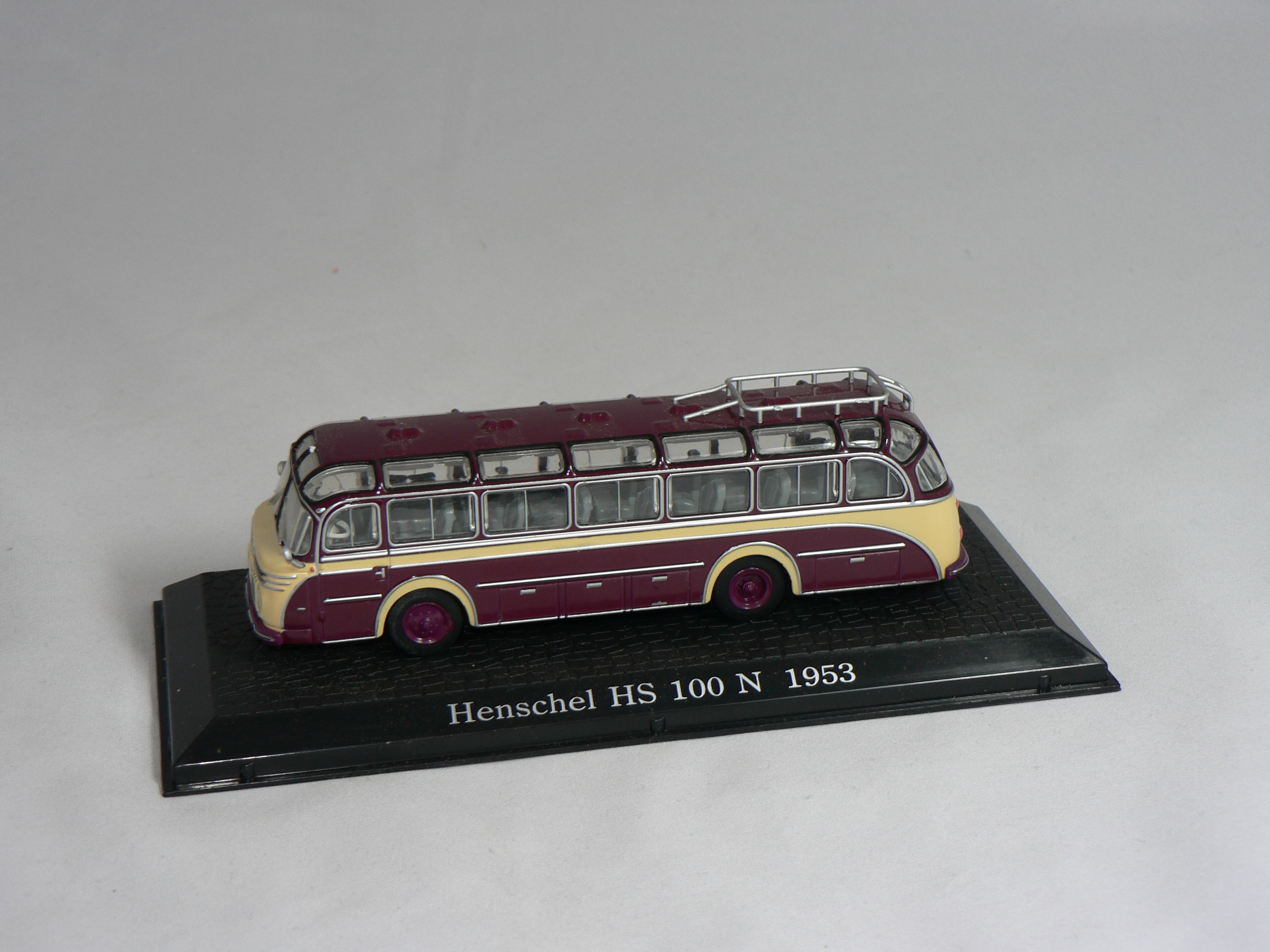 Henschel  HS  100 N  1953   1:72  Atlas - 3