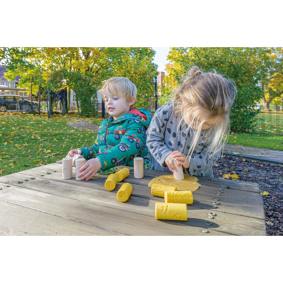 Sagorullar i trädgården av sten 6/fp - 4