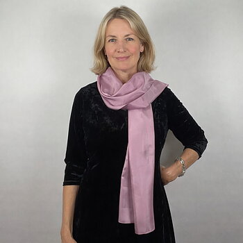 Ljust Violett Sidenscarf Isa Ny kvalitet