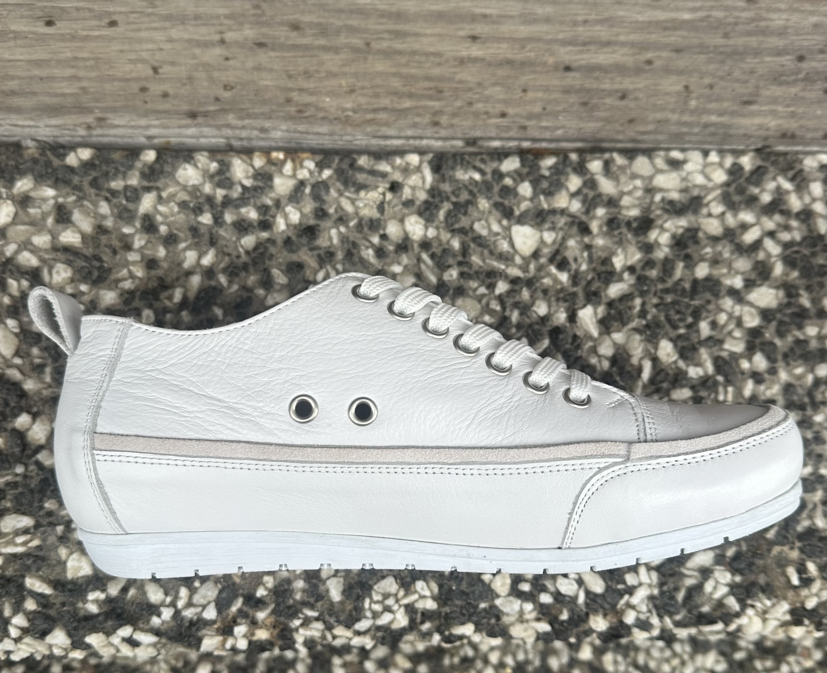 Rymliga sneakers från  Andrea Conti, jeans/ vit - 3