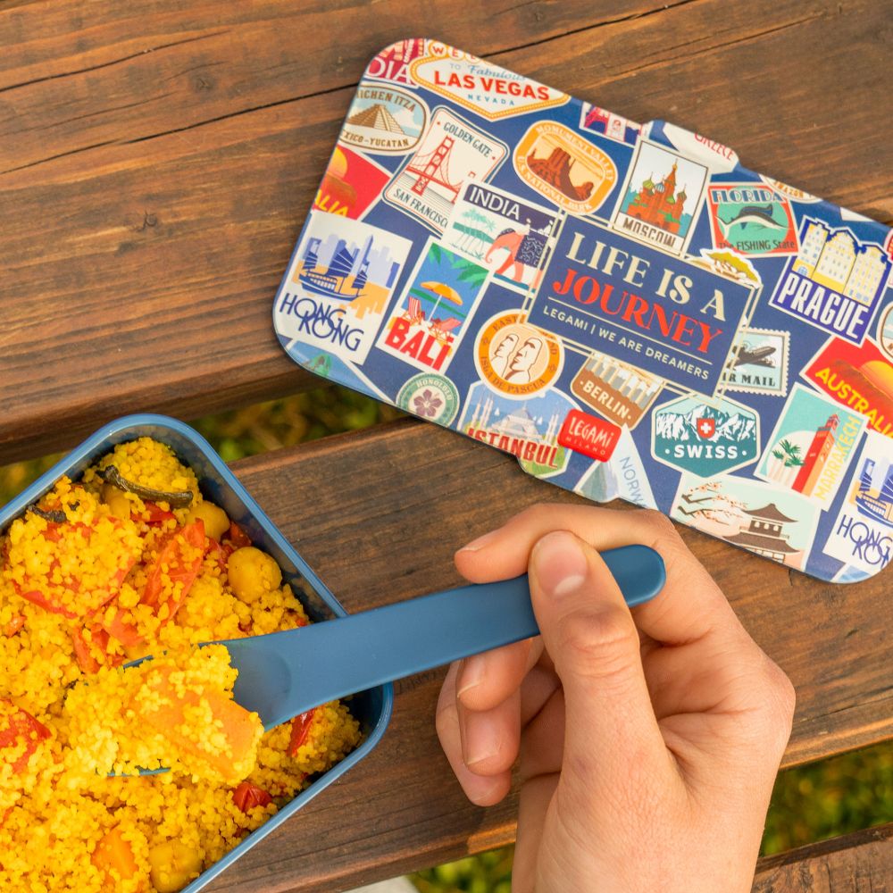 Frokostboks med bestik, Travel stickers - 9