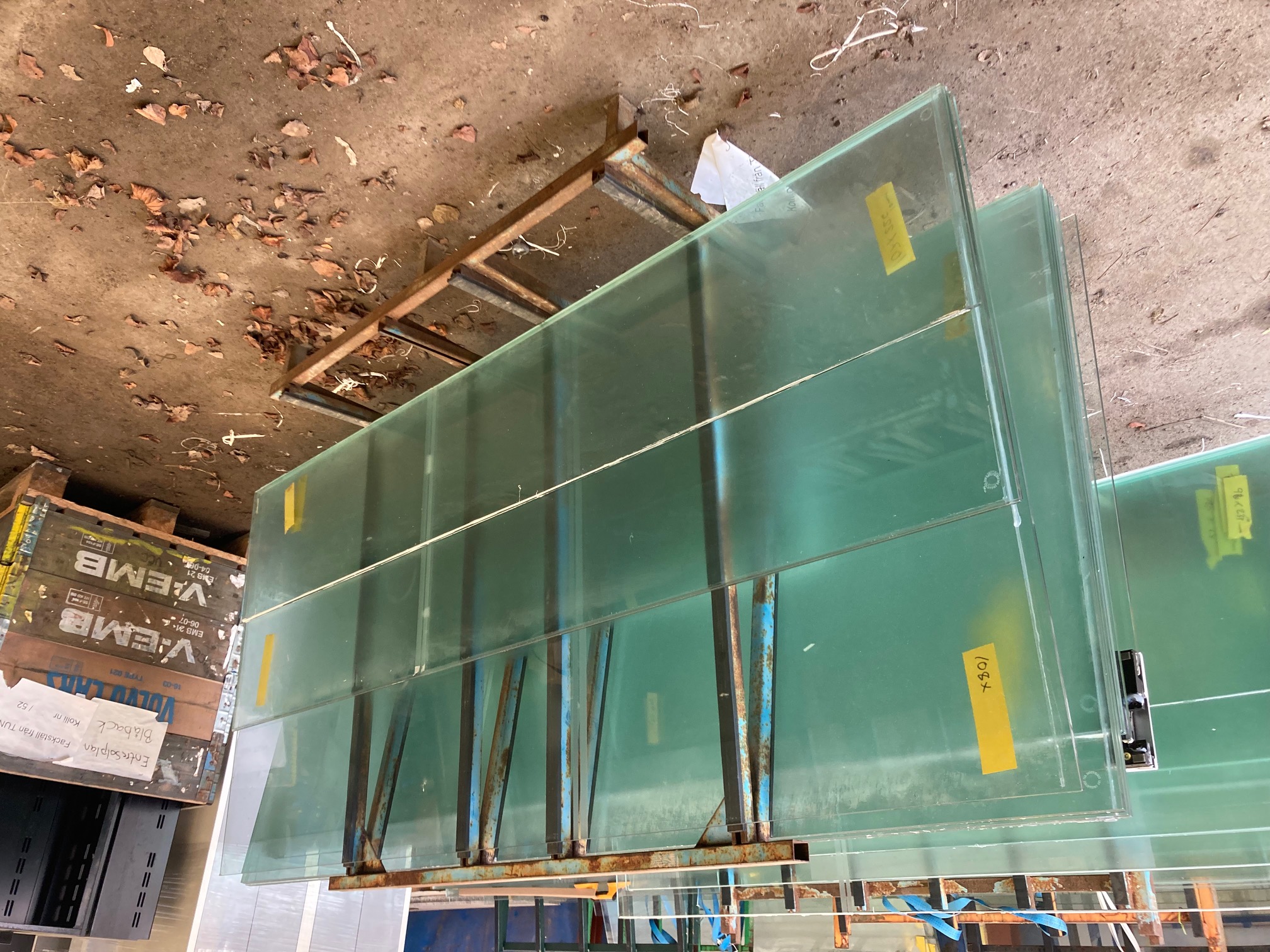 Glaspartier ( Härdat glas 8mm) ca 288x226cm - 2
