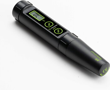 Milwaukee pH51 Waterproof pH Tester with Replaceable Probe