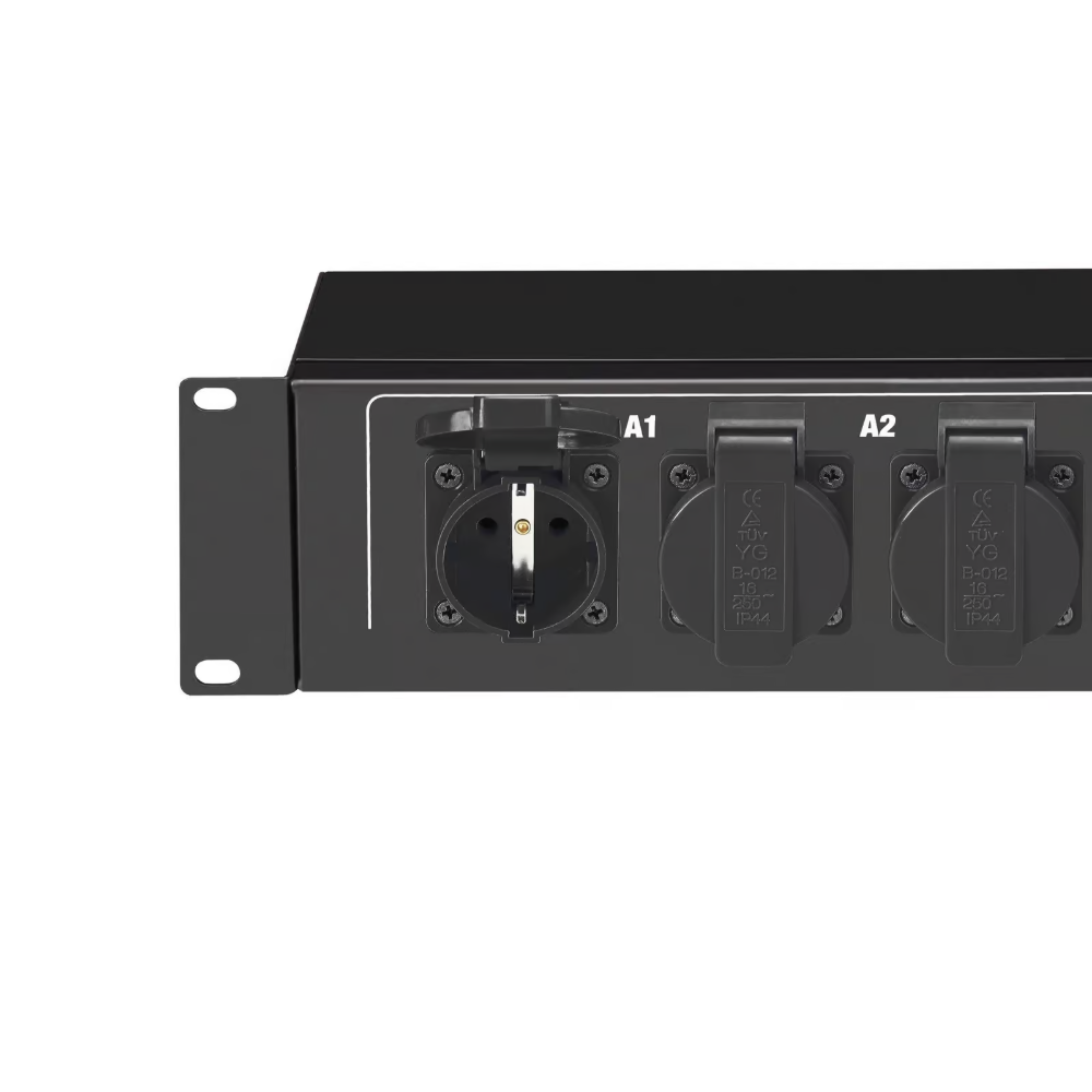 RACK PDU 9SS - 3