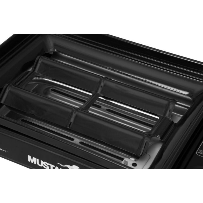 MUSTANG HUSVAGNS- OCH BÅTGRILL - 5