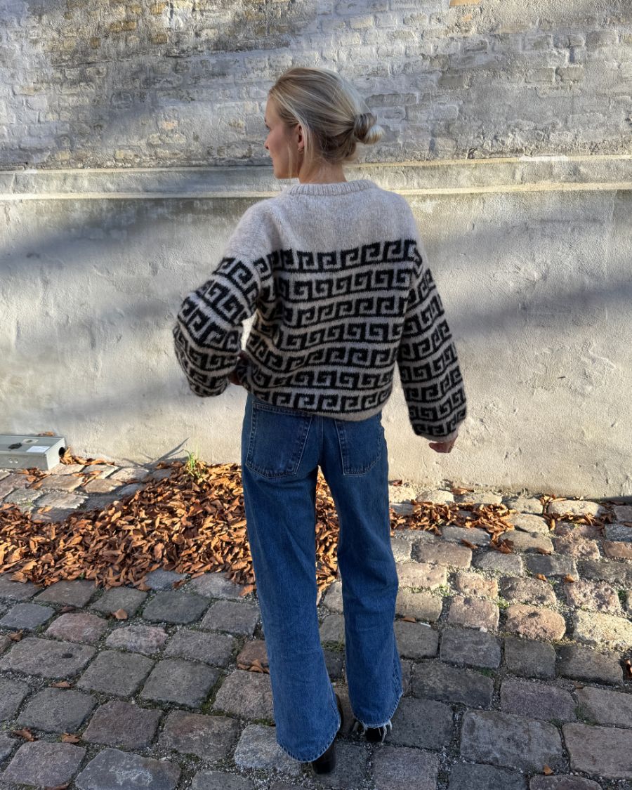 Athene Sweater - 3