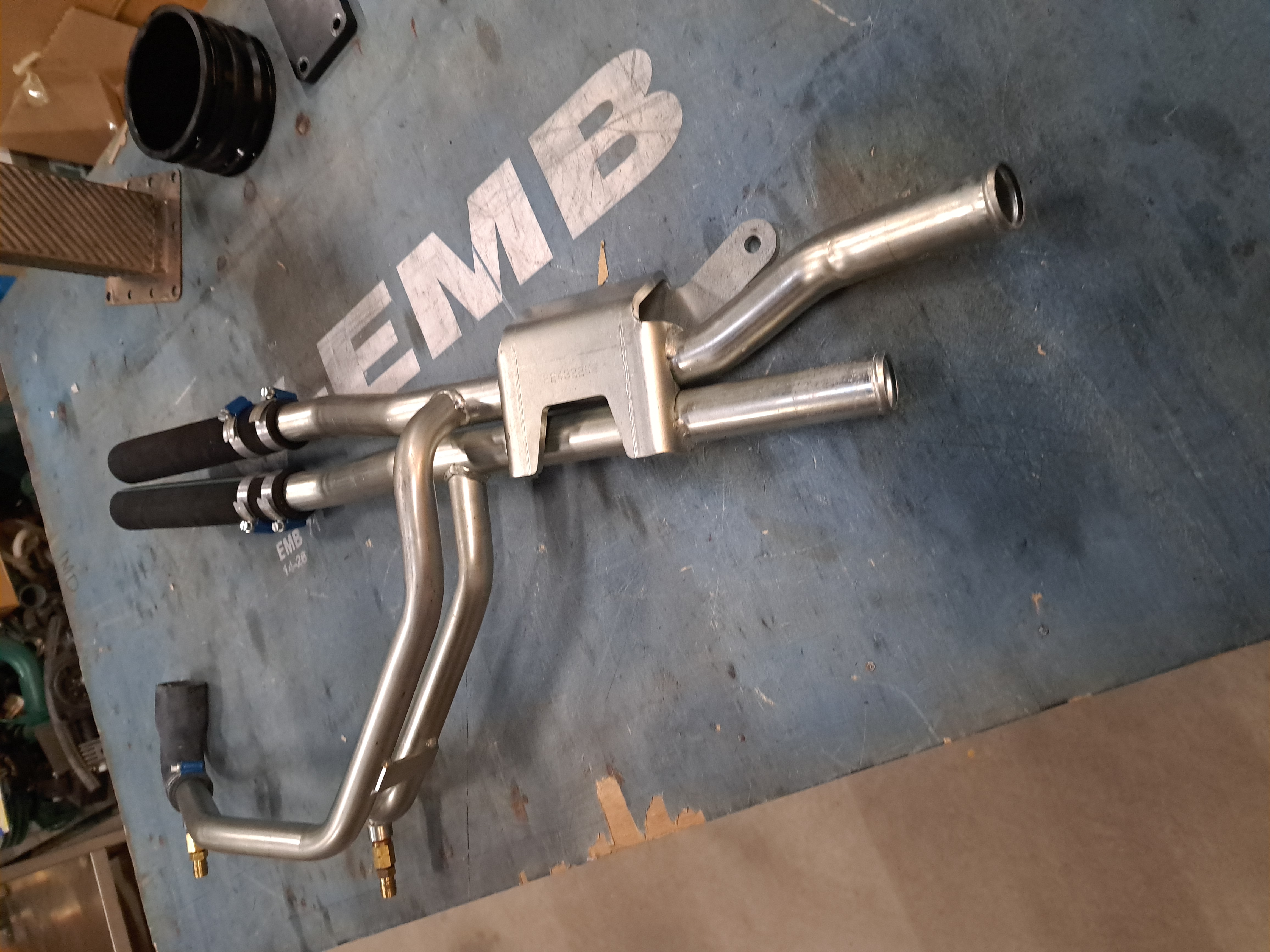 Coolant pipe