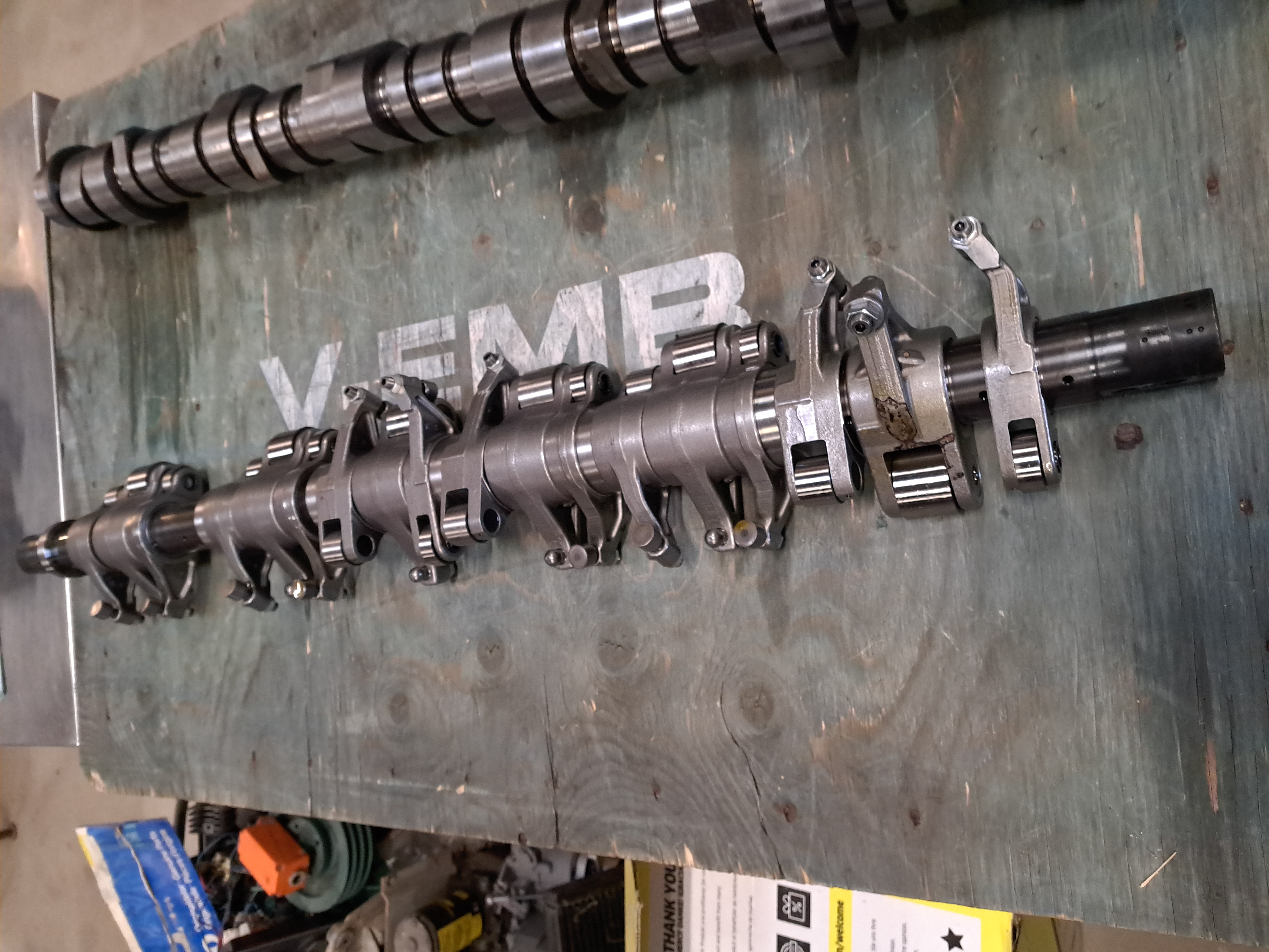 Rocker arm shaft