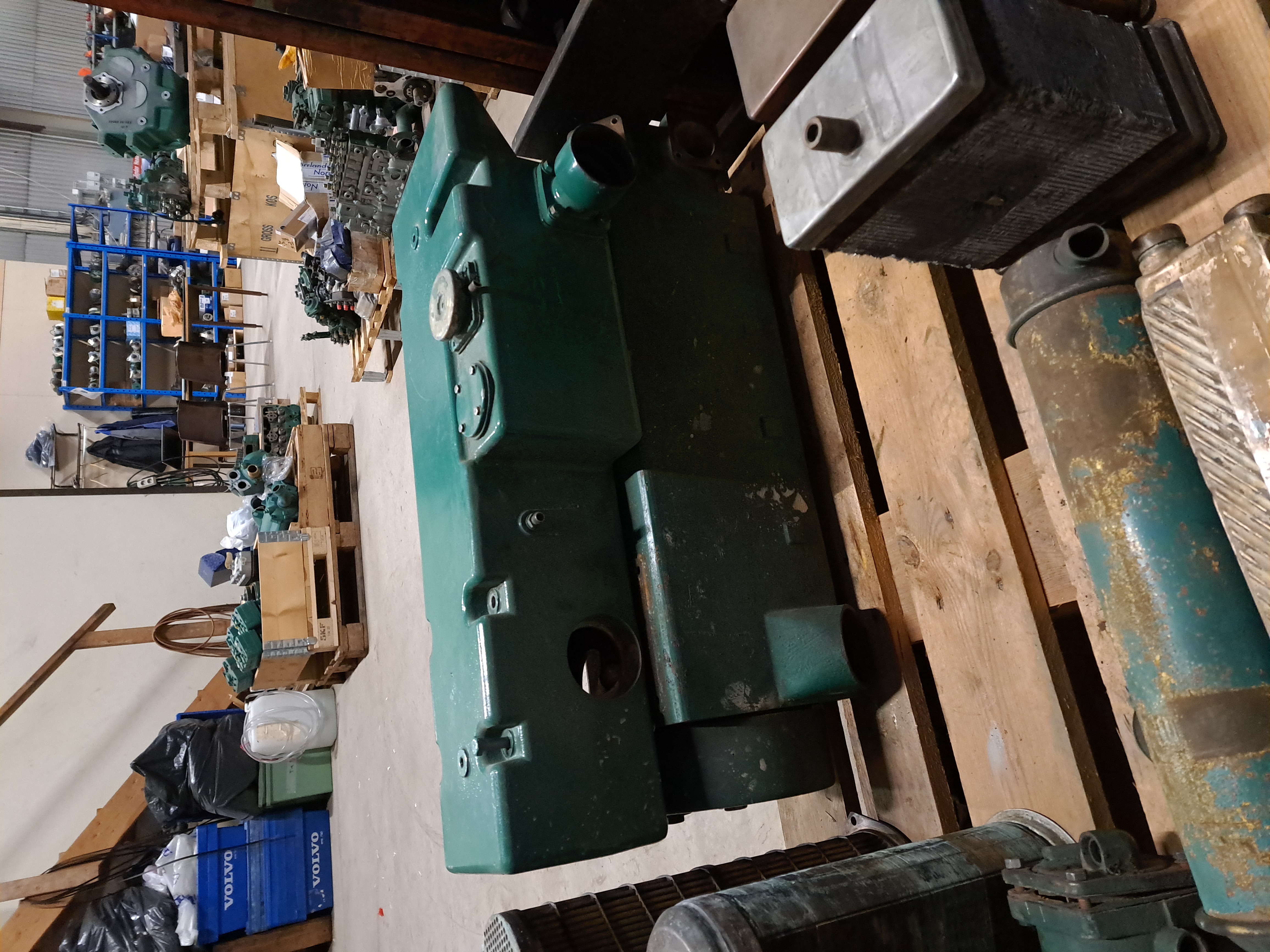 Heat exchanger housing