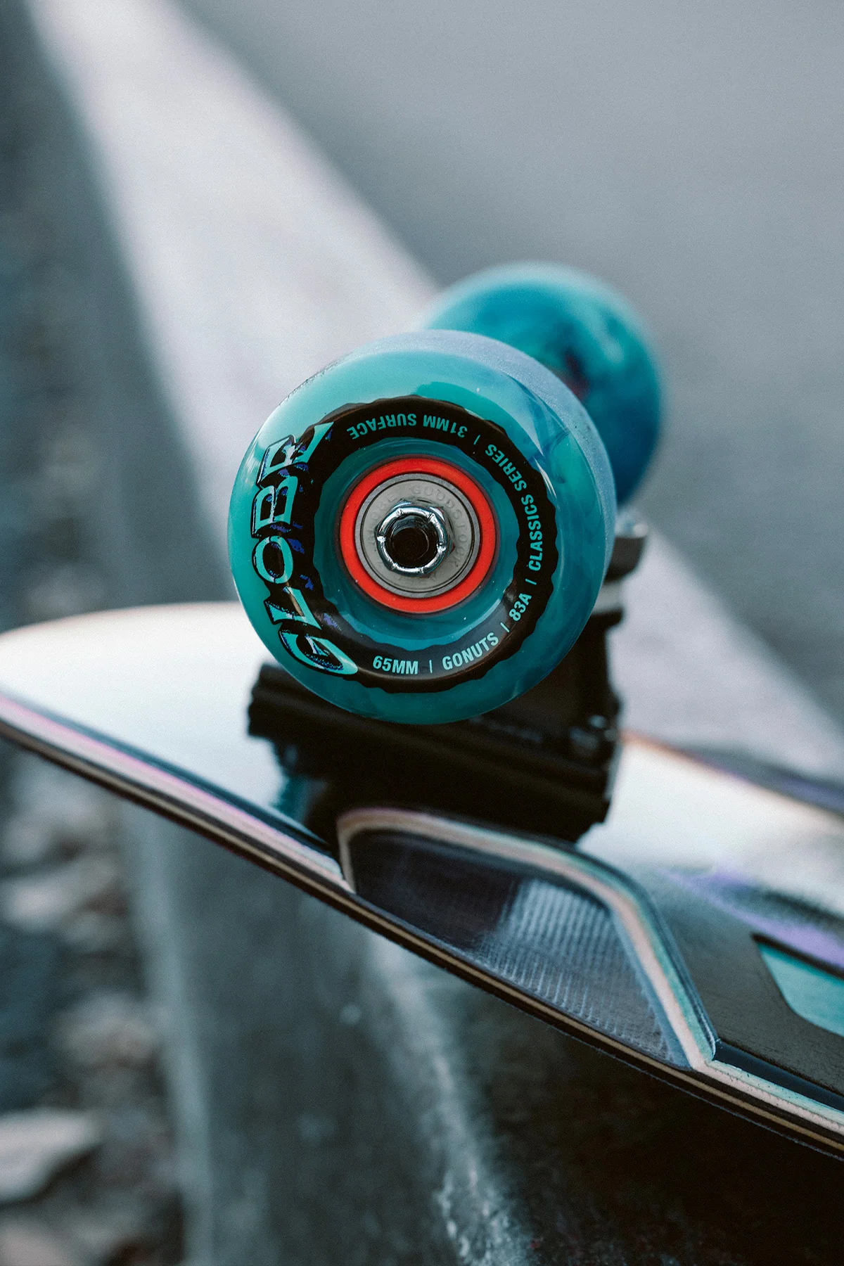 Globe Talon 30" Black/Blue/Green Cruiser Skateboard - 5