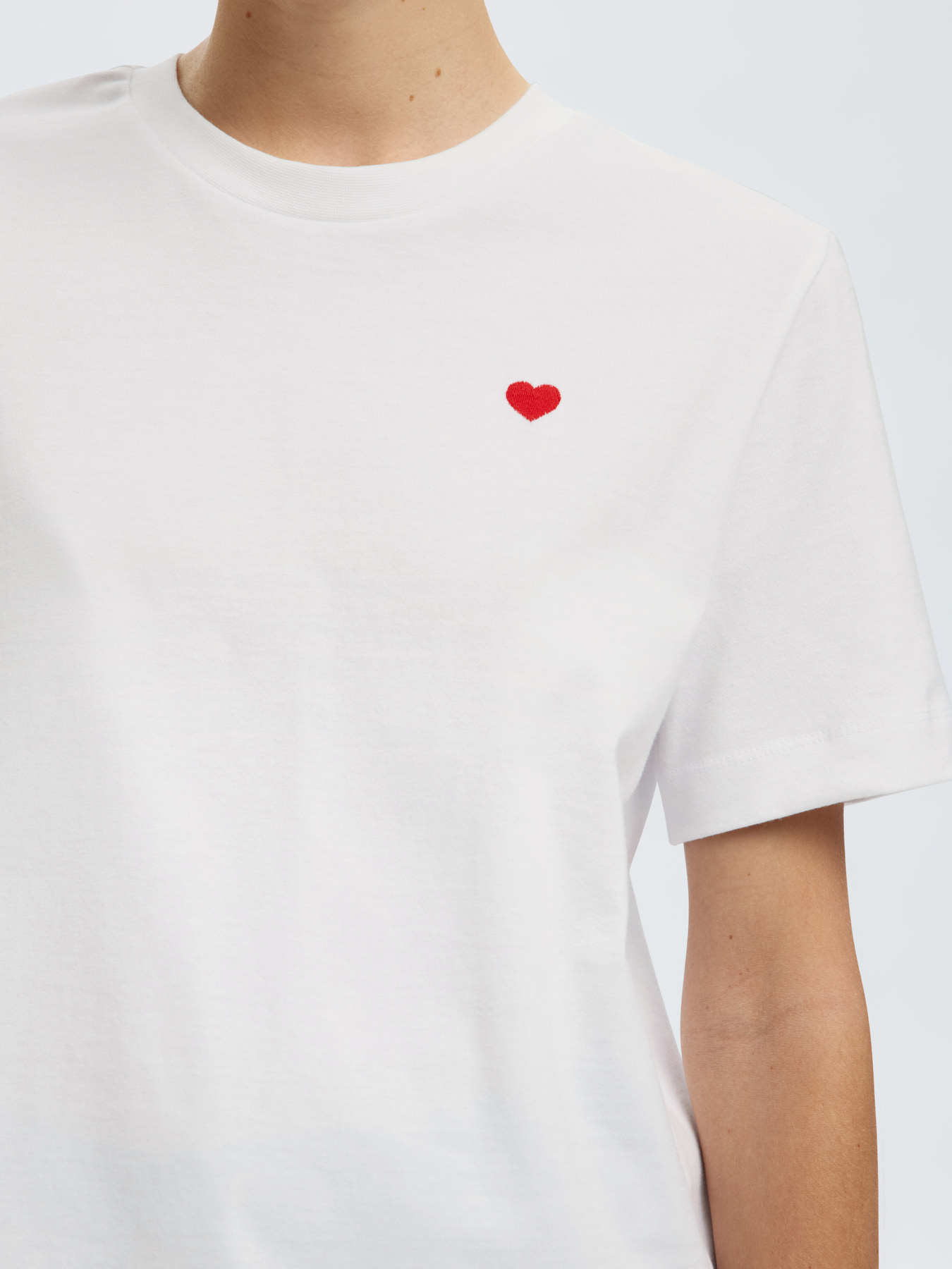 SLFELLA SS EMB BOXY TEE FT Bright White Heart EMB - 3