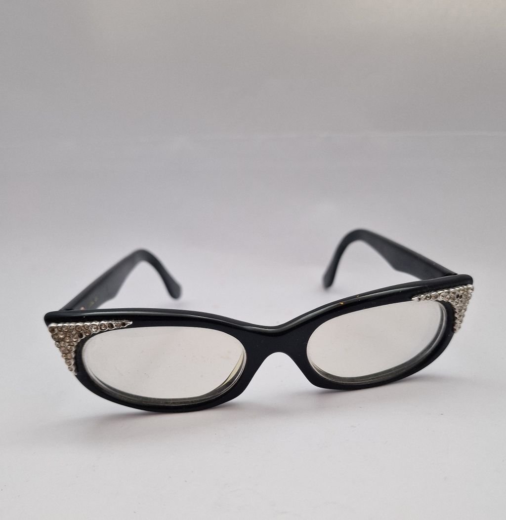 Glasses frames 1950s cat´s eye