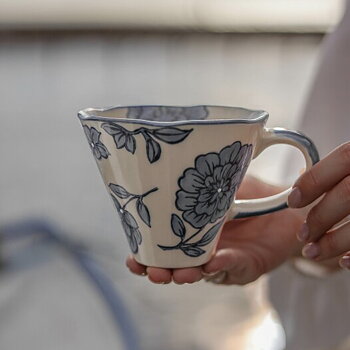 Majas Cottage florea mugg