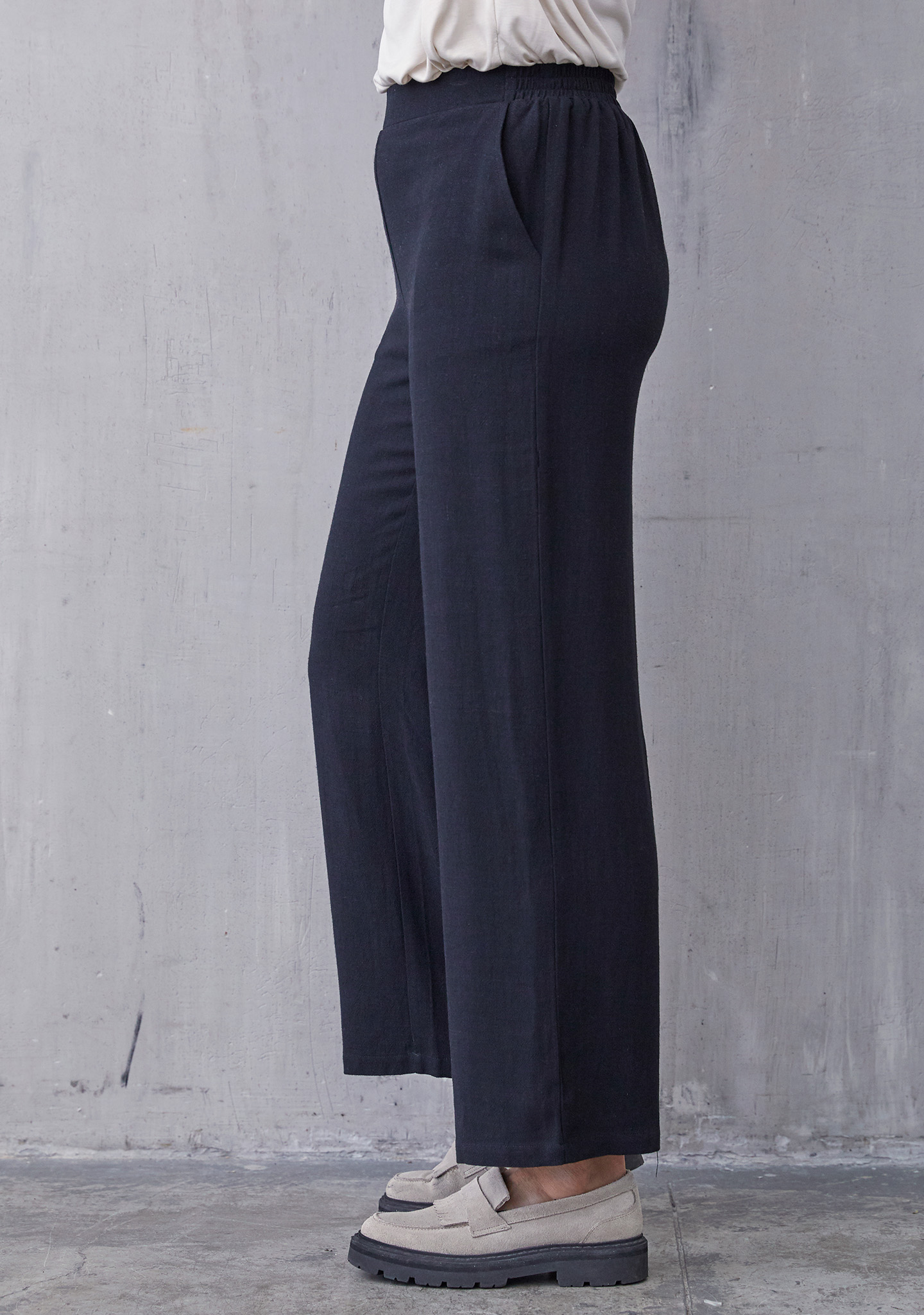 Pearl Pant - Black - Isay - 3