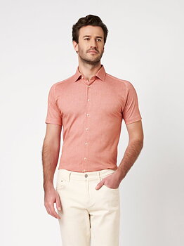 Skjorta kortärm. apricot oxford . Märke  DESOTO, 