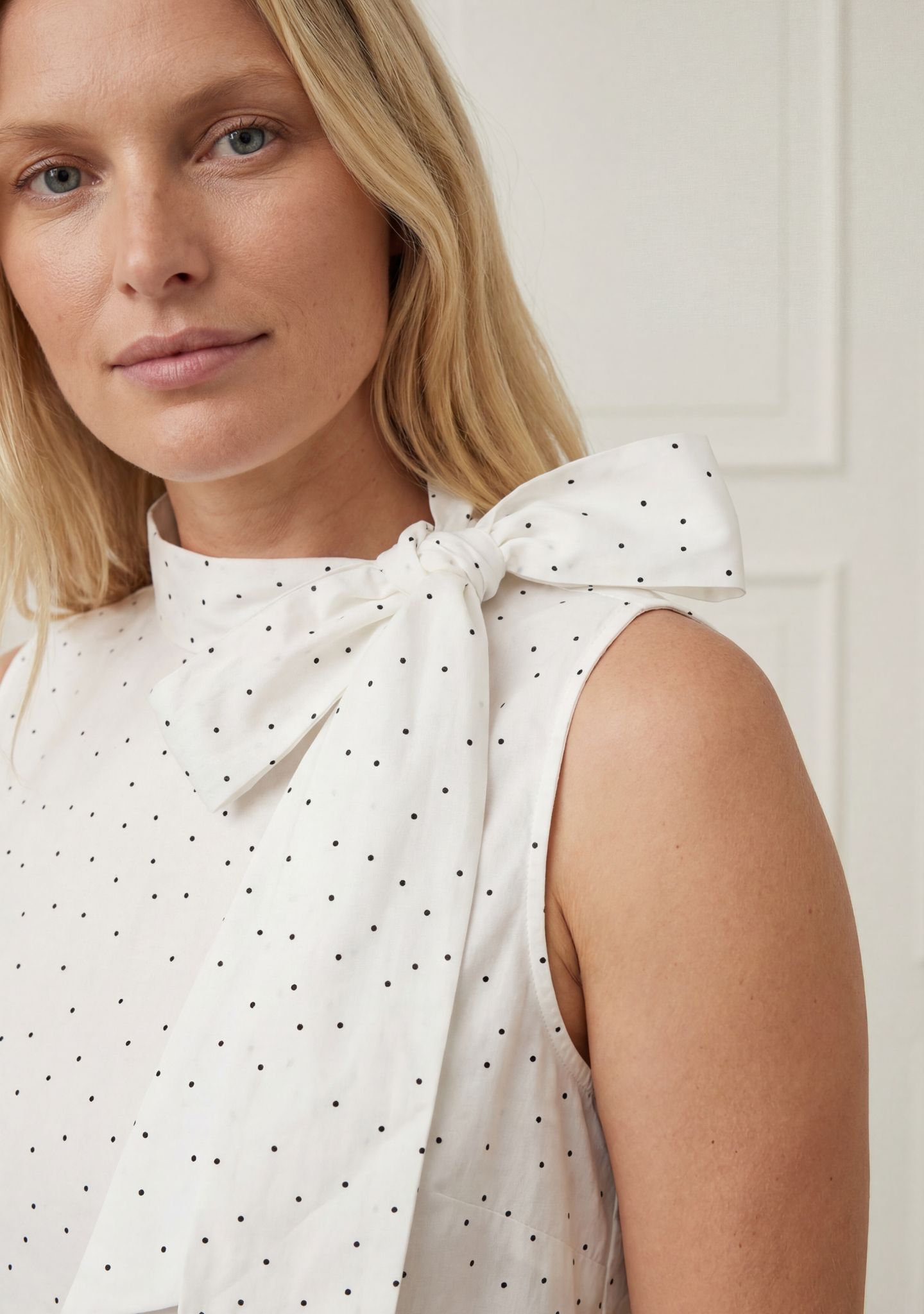 Molly Top - White W/Black - Isay - 3
