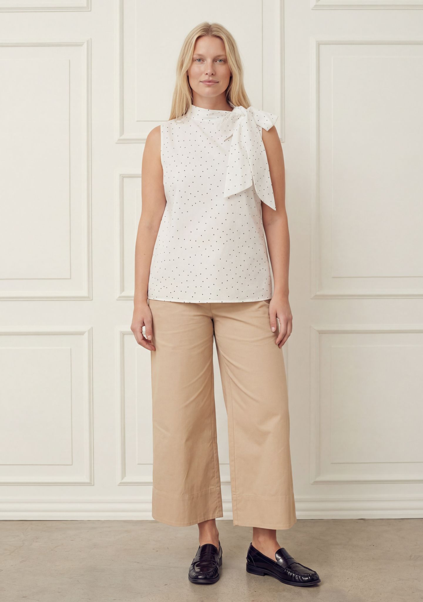 Molly Top - White W/Black - Isay - 4