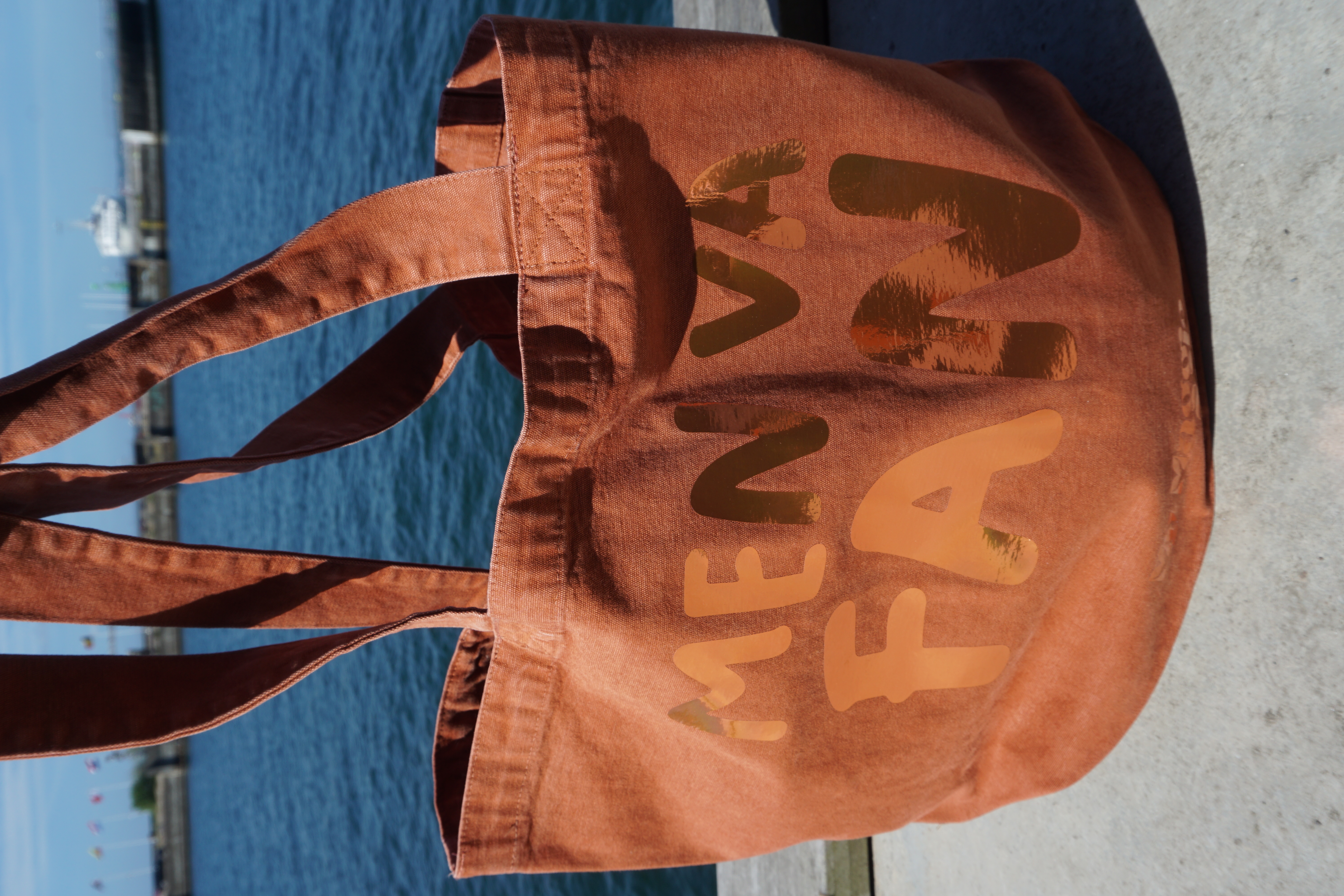 Tygkasse tegel med orangemetallic