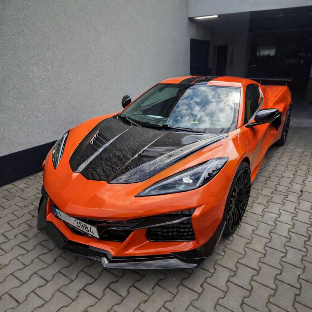 Carbon Fiber Hood (CHEVROLET CORVETTE C8 2020–2026) - 6