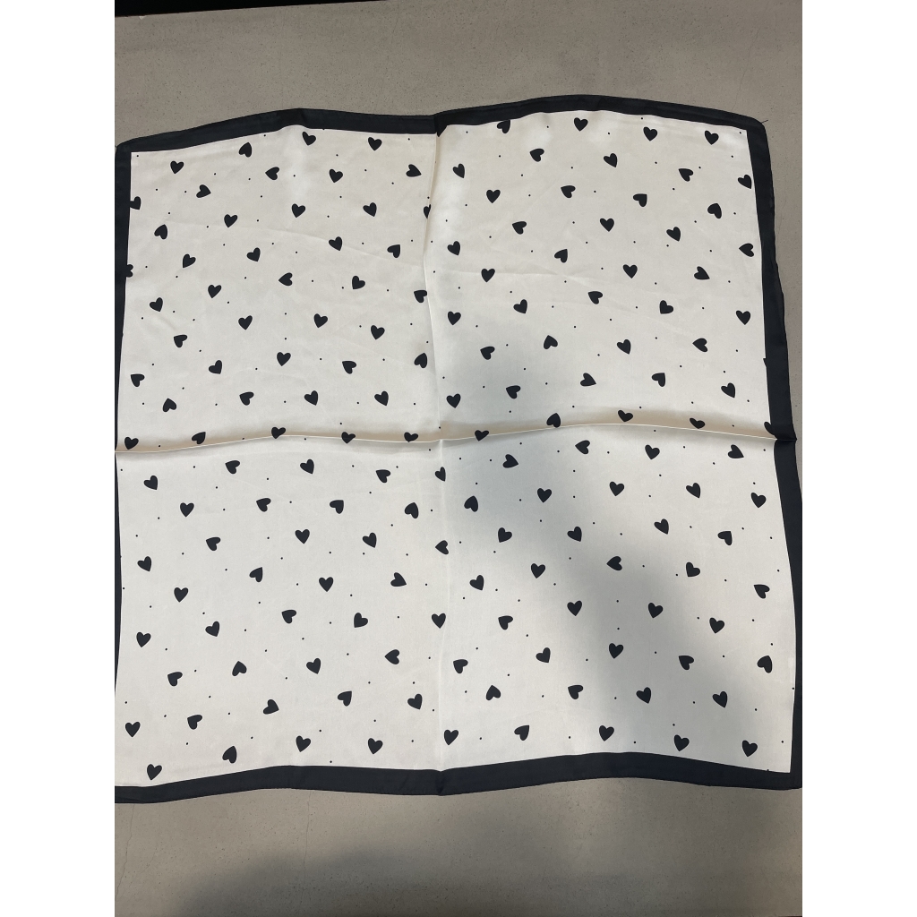Marta Juline Scarf Heart 3850