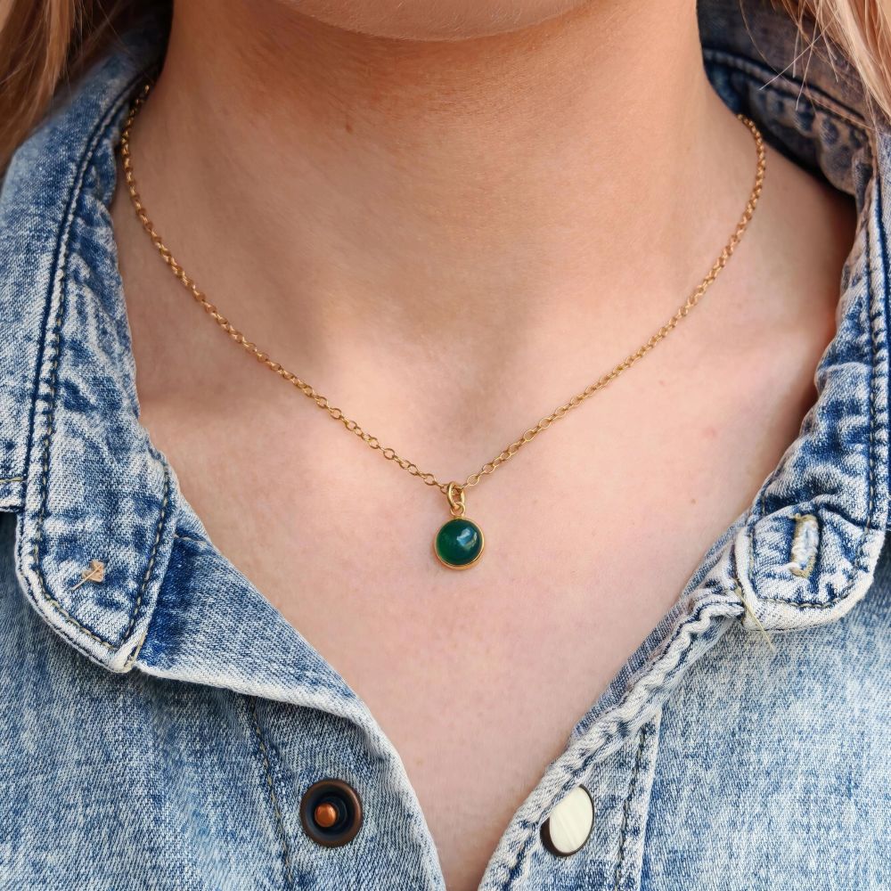IAMLUND Dew halsband grön onyx guld