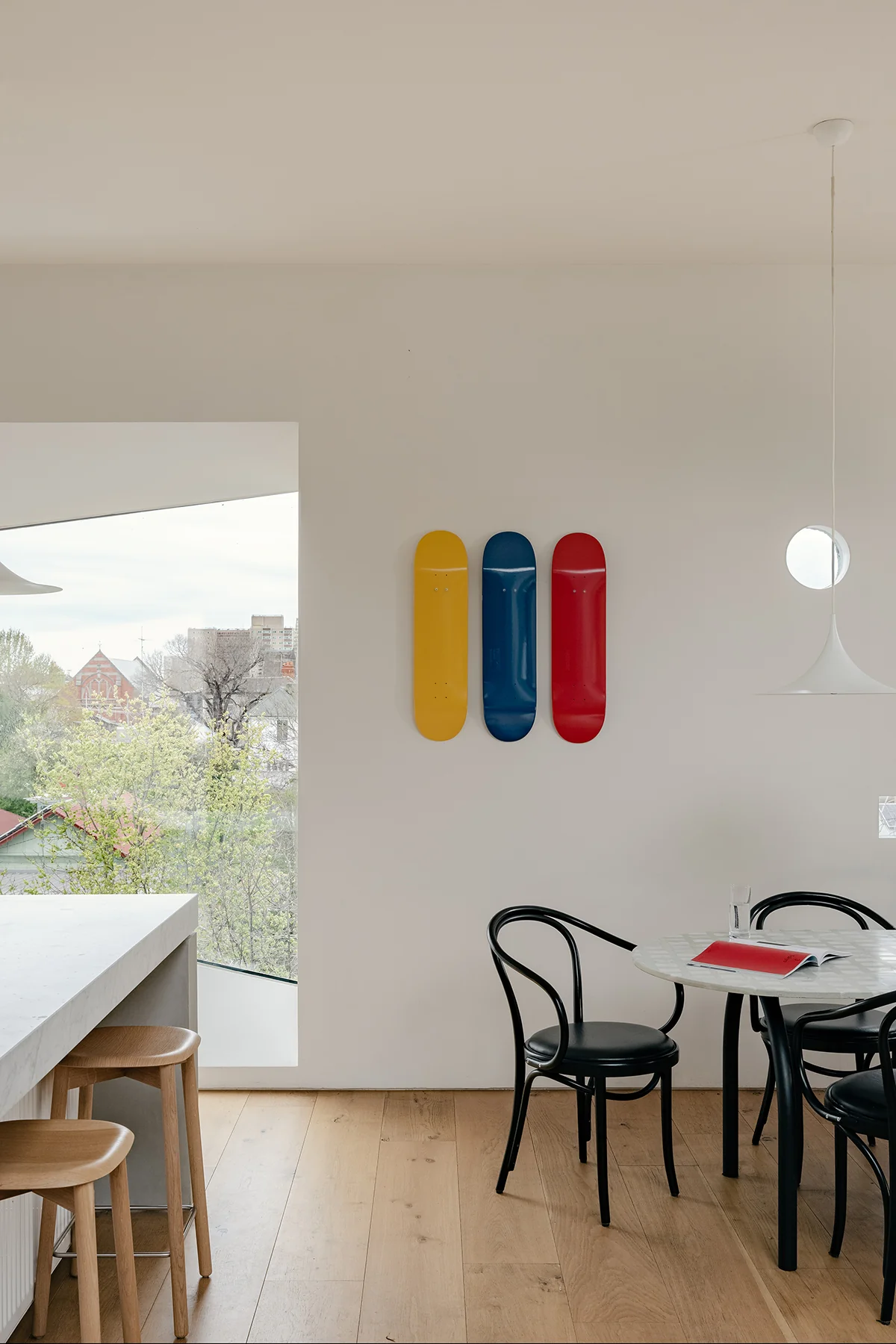 Globe Skateboard Deck Wall Hanger White - 4
