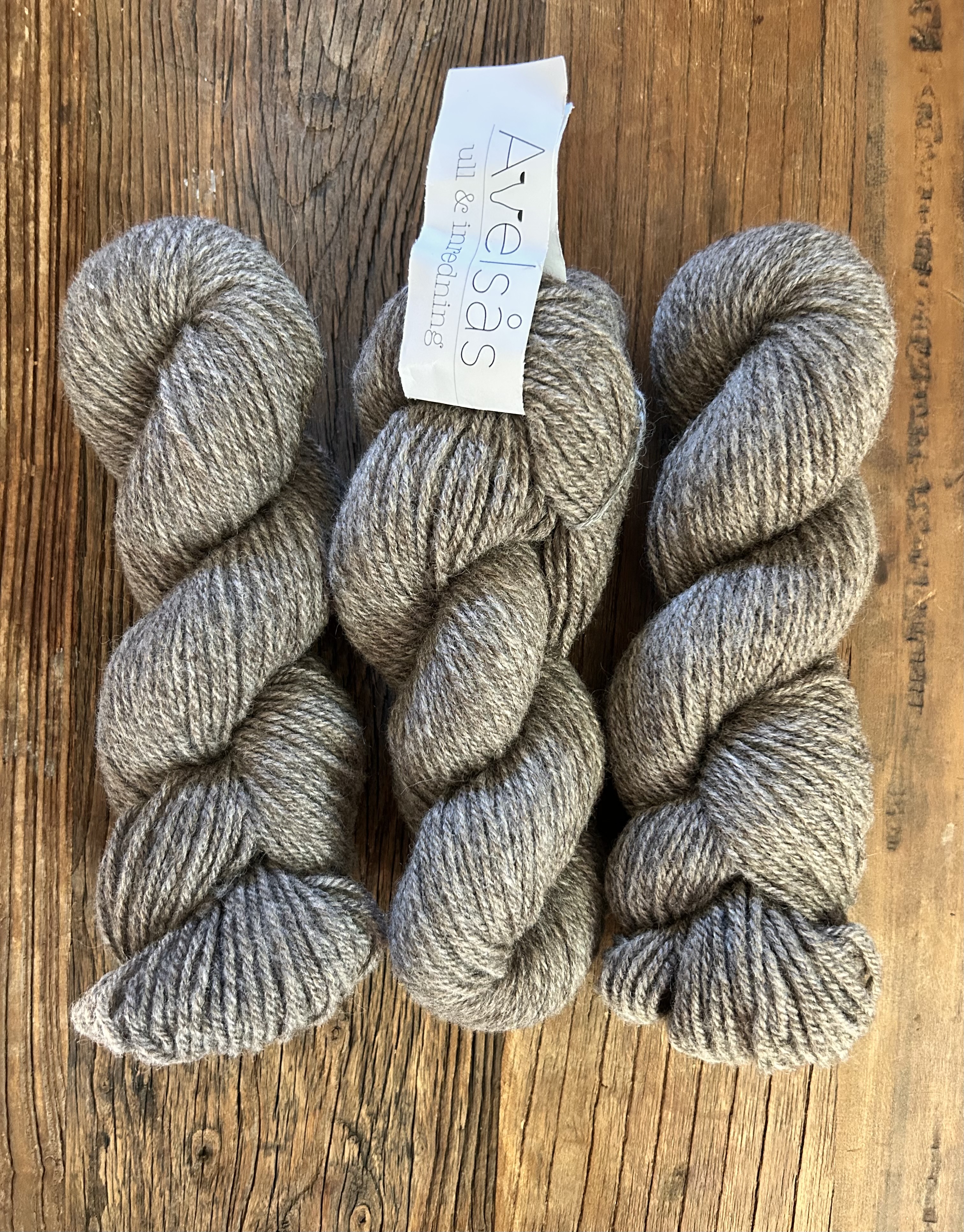 Grey-brown 3-ply Finull