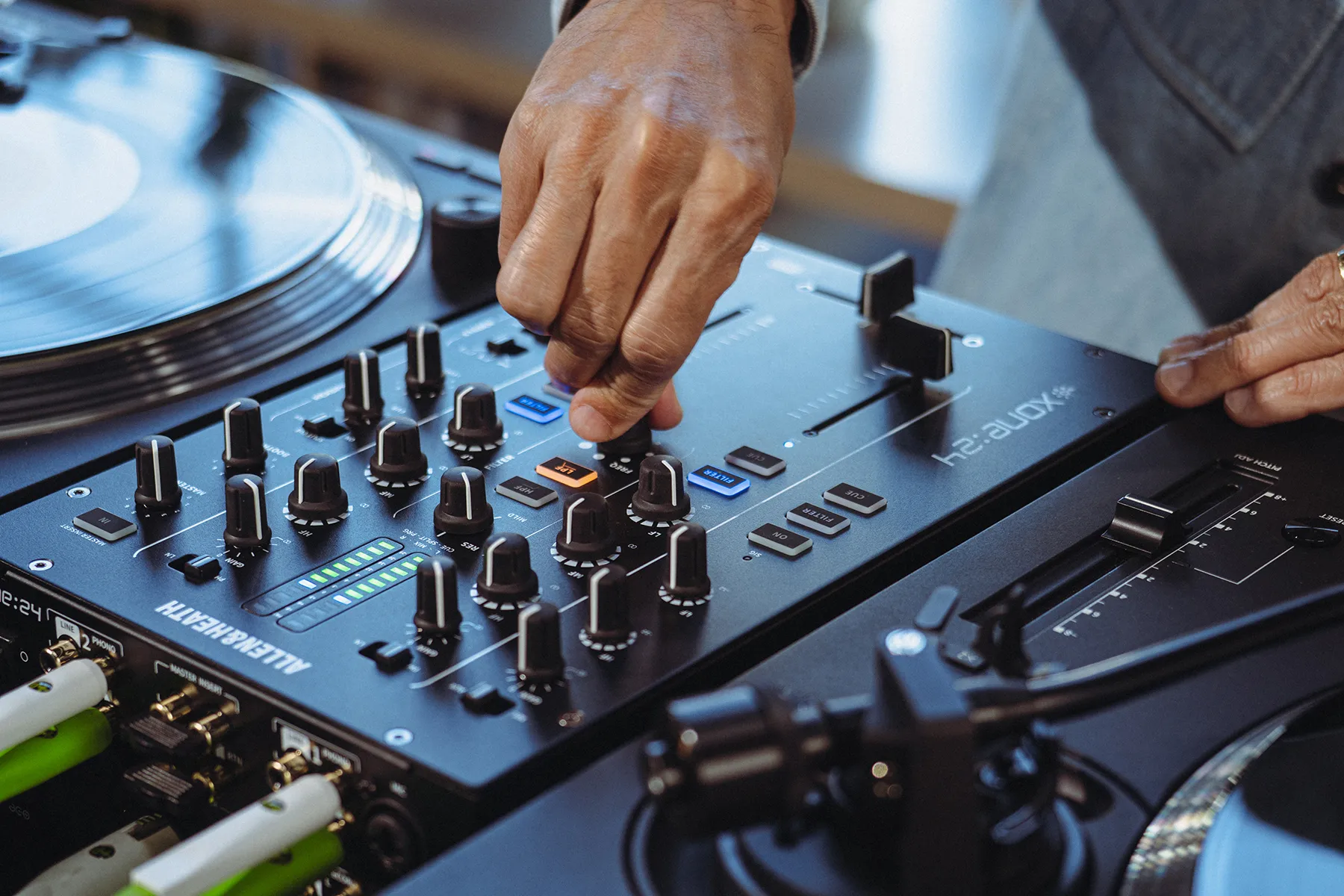 A&H Xone:24 DJ Mixer - 8
