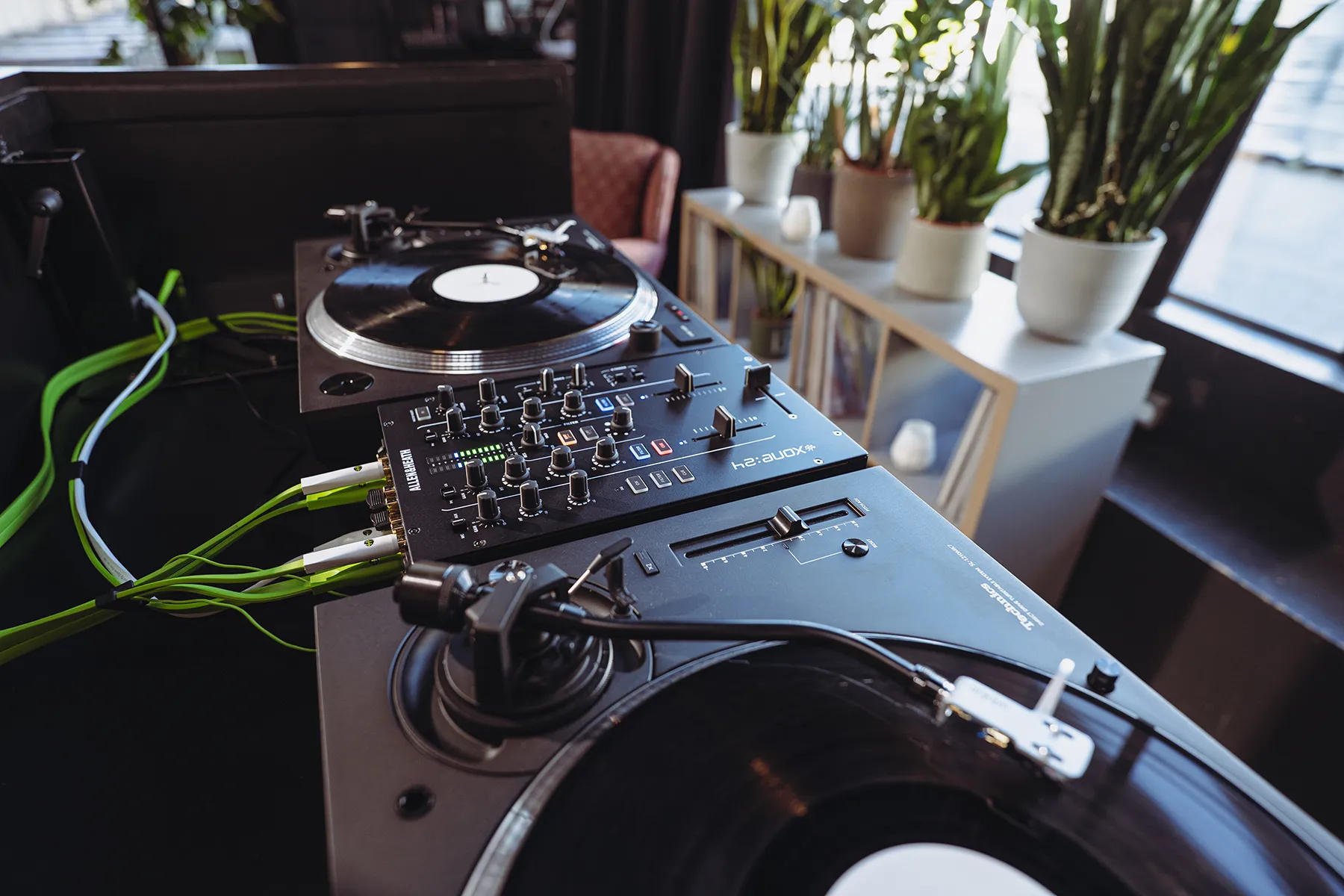 A&H Xone:24 DJ Mixer - 11
