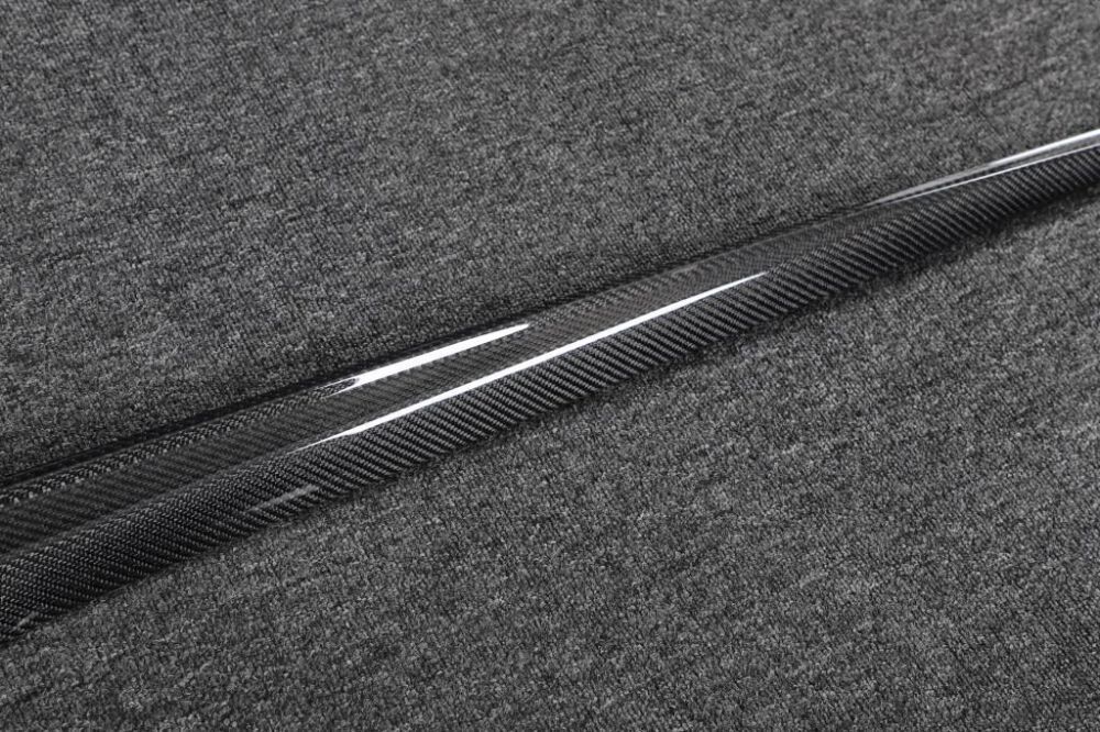 Side Skirts – Carbon (CHEVROLET CORVETTE C8 2023-2026 Z06) - 9