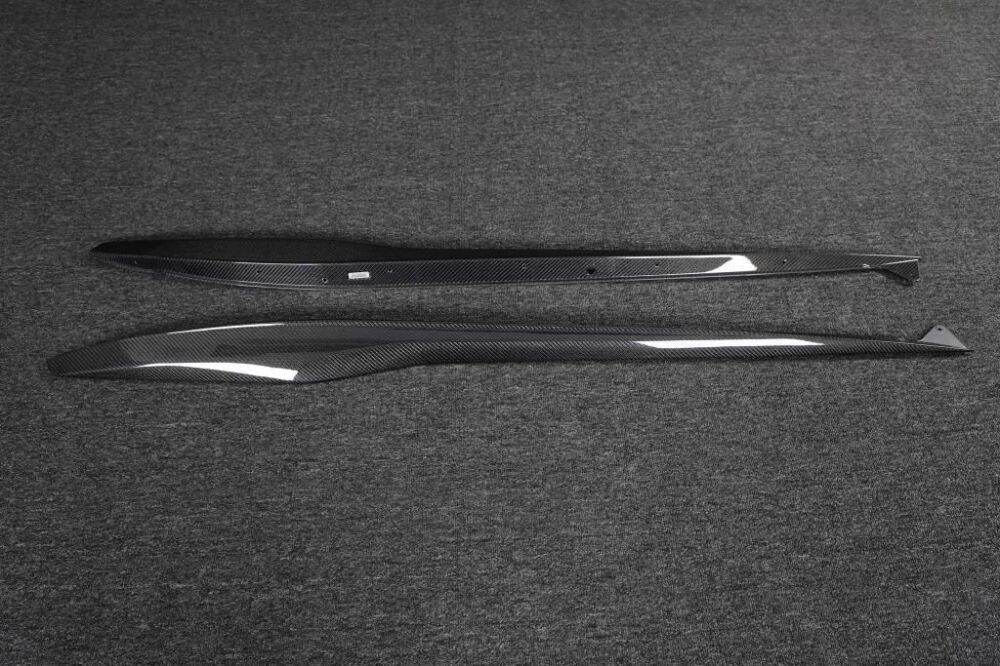 Side Skirts – Carbon (CHEVROLET CORVETTE C8 2023-2026 Z06) - 6