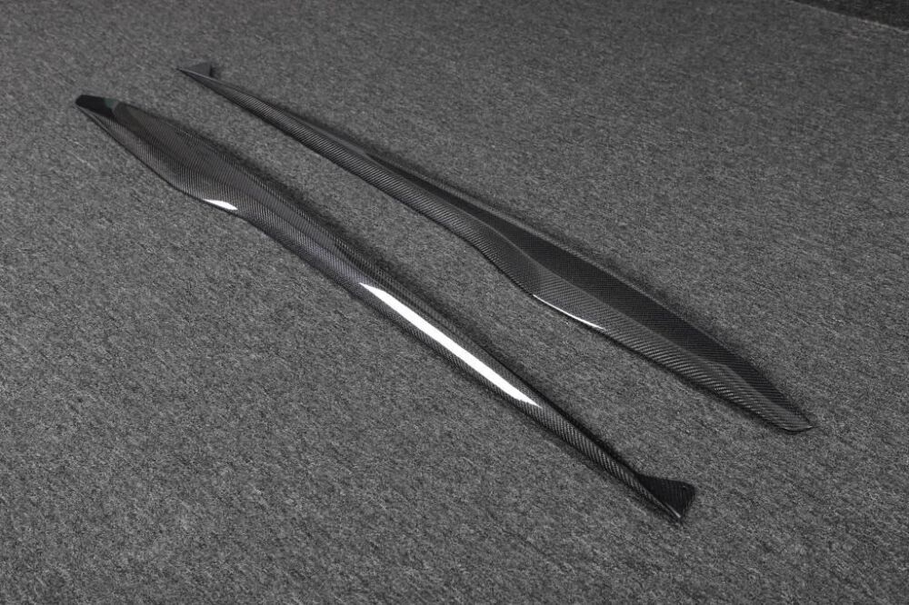 Side Skirts – Carbon (CHEVROLET CORVETTE C8 2023-2026 Z06) - 8