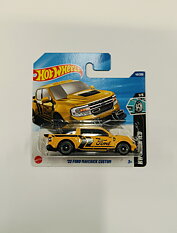Hot Wheels HYX00 '22 Ford Maverick custom