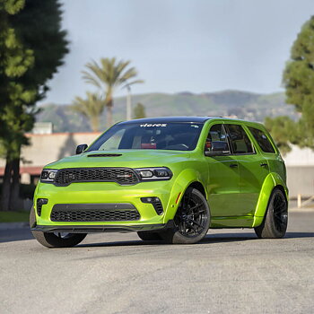 Widebody Kit – Skärmbreddare & Splitter