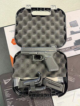 Glock 44 (BEGAGNAD 3000kr)