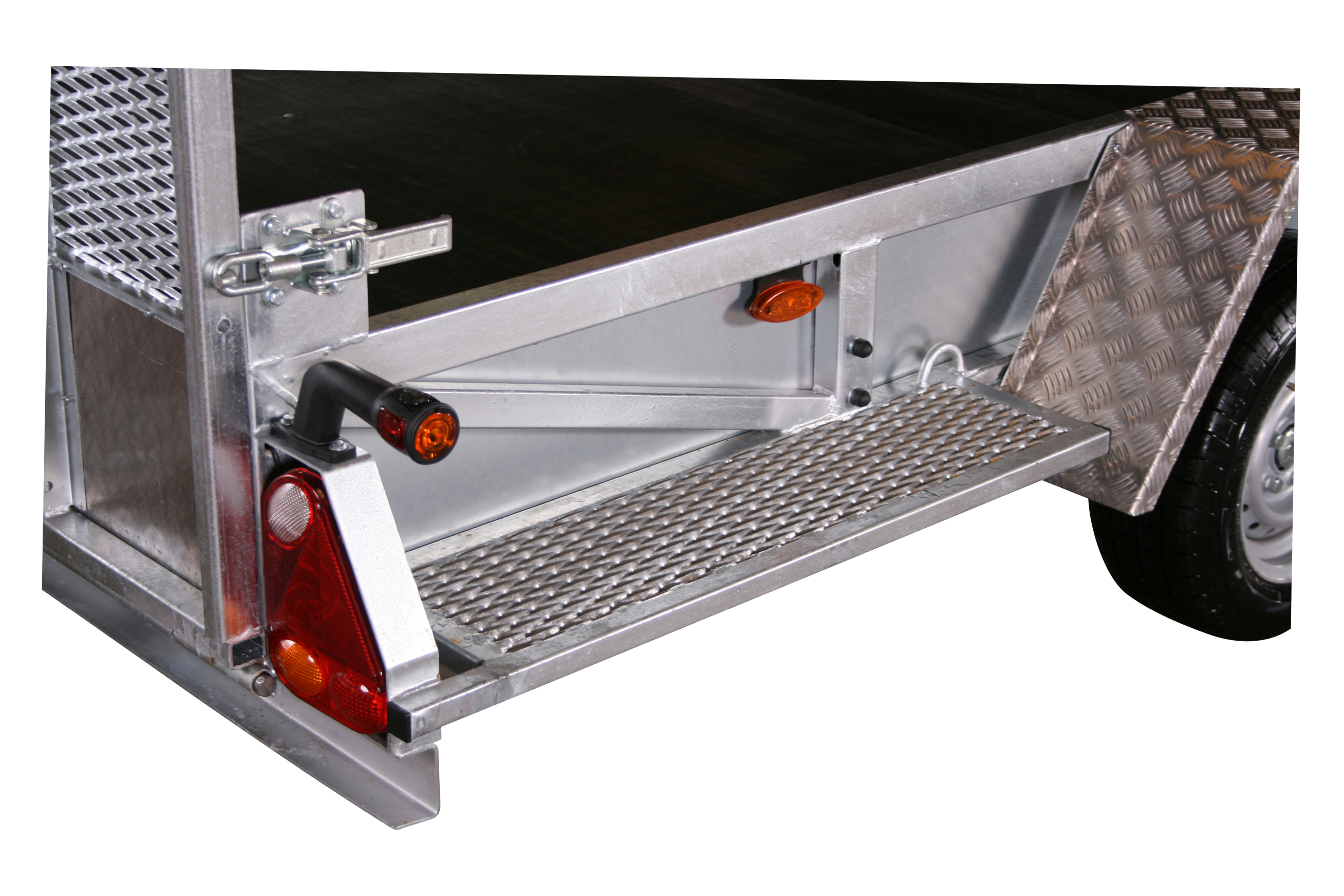 2718 M3 - 2700 kg - 13