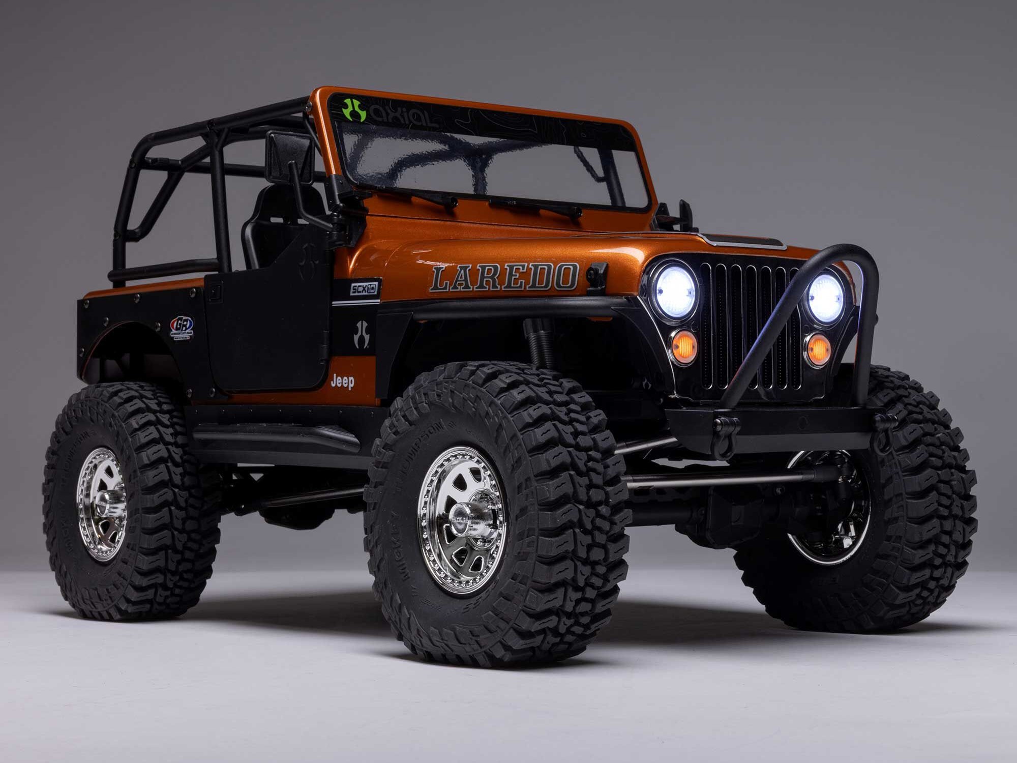 Axial 1/10 SCX10 III Jeep CJ-7 4X4 RTR Brushed Rock Crawler, Copper - 17