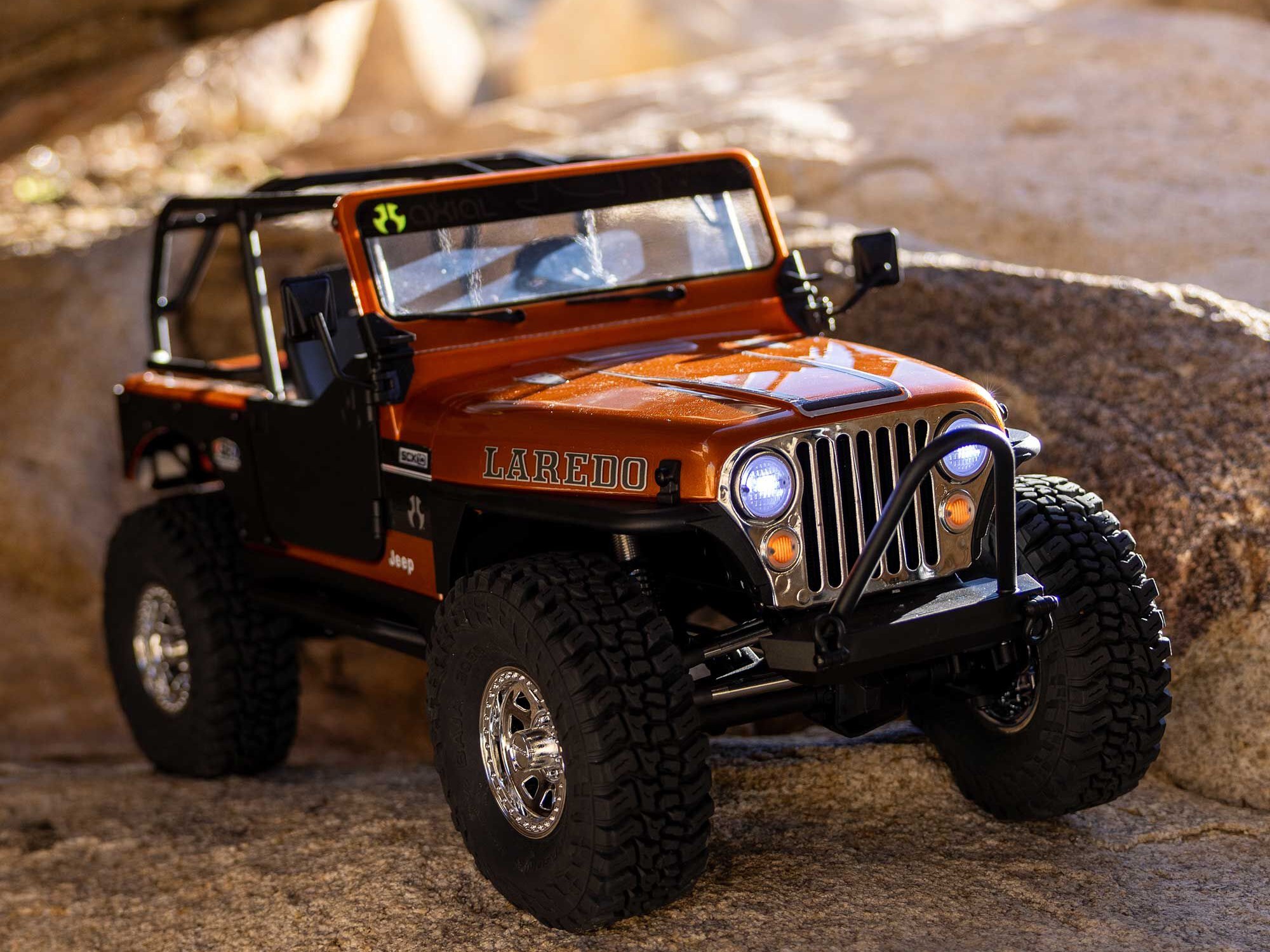 Axial 1/10 SCX10 III Jeep CJ-7 4X4 RTR Brushed Rock Crawler, Copper - 19