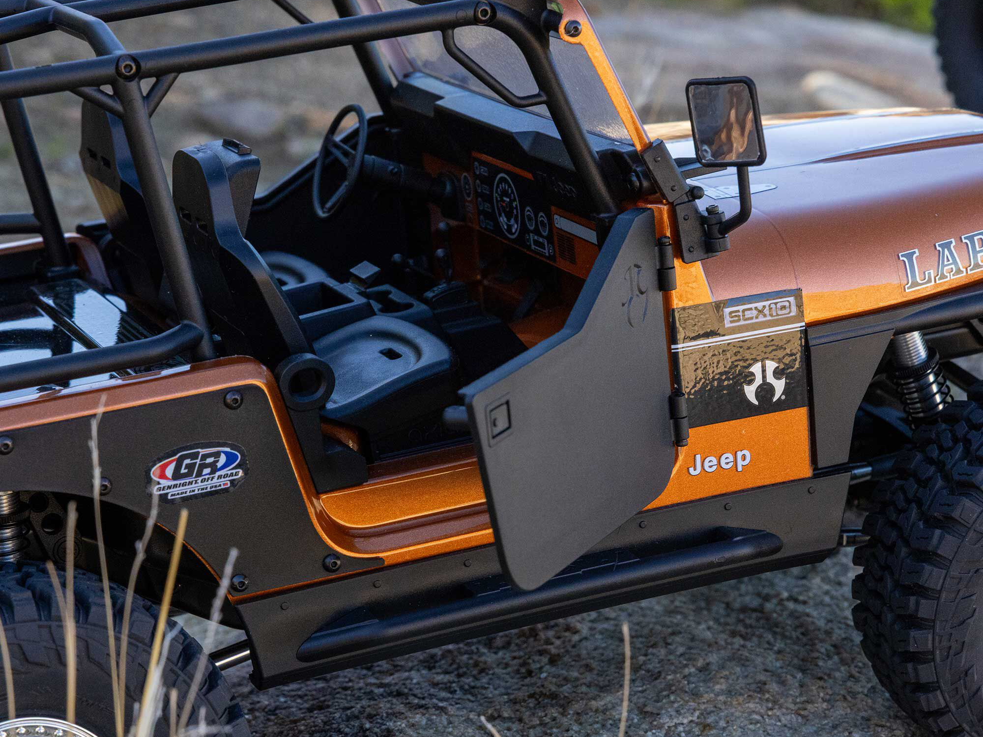 Axial 1/10 SCX10 III Jeep CJ-7 4X4 RTR Brushed Rock Crawler, Copper - 21