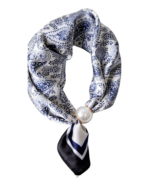 Scarf Chloe med magnet mönstrad blå/vit
