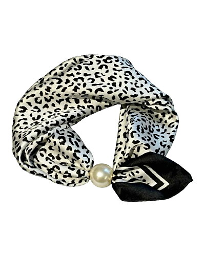 Scarf Chloe med magnet leo svart/vit