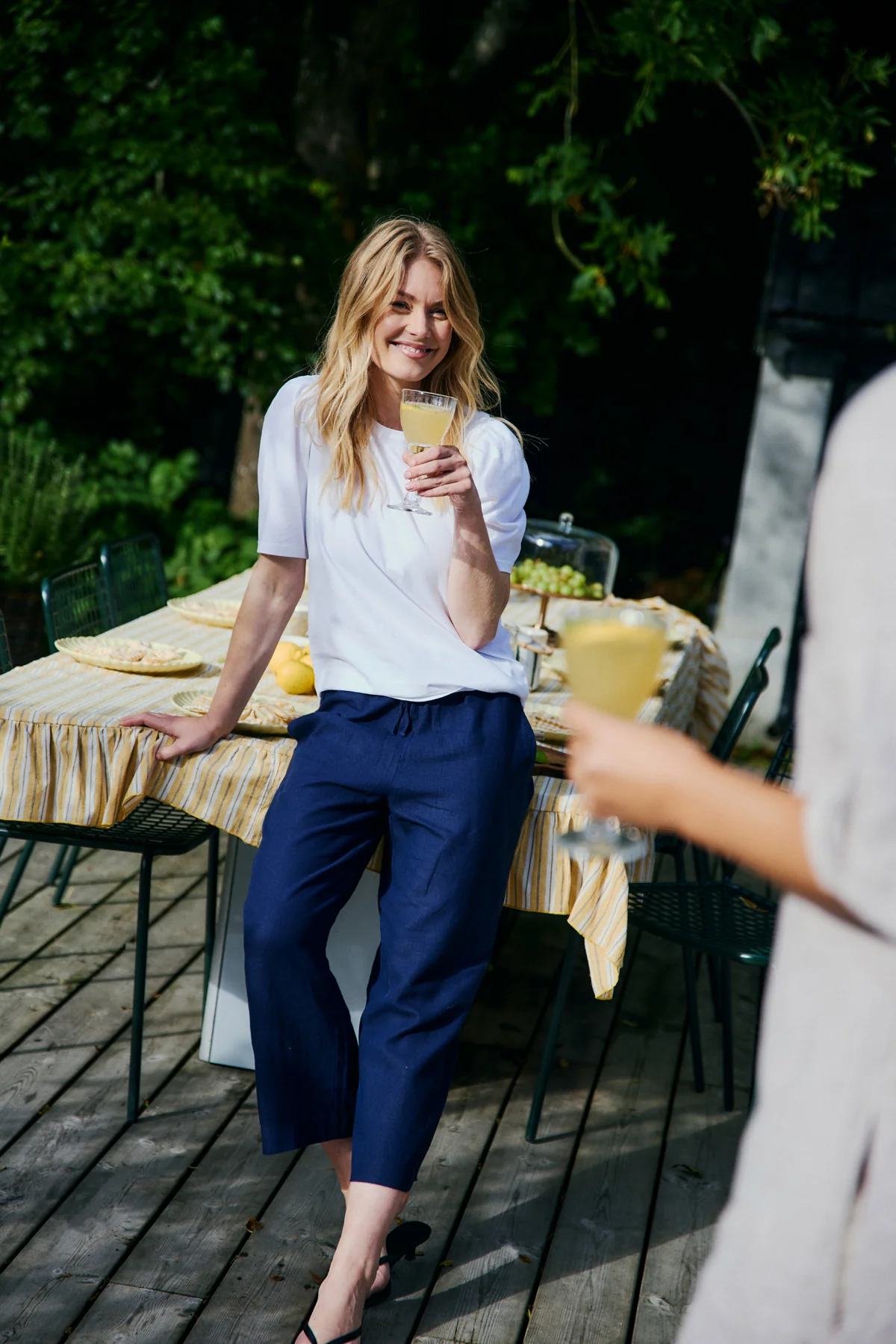 Freequent Lava 7/8 Linen Pants Navy - 6