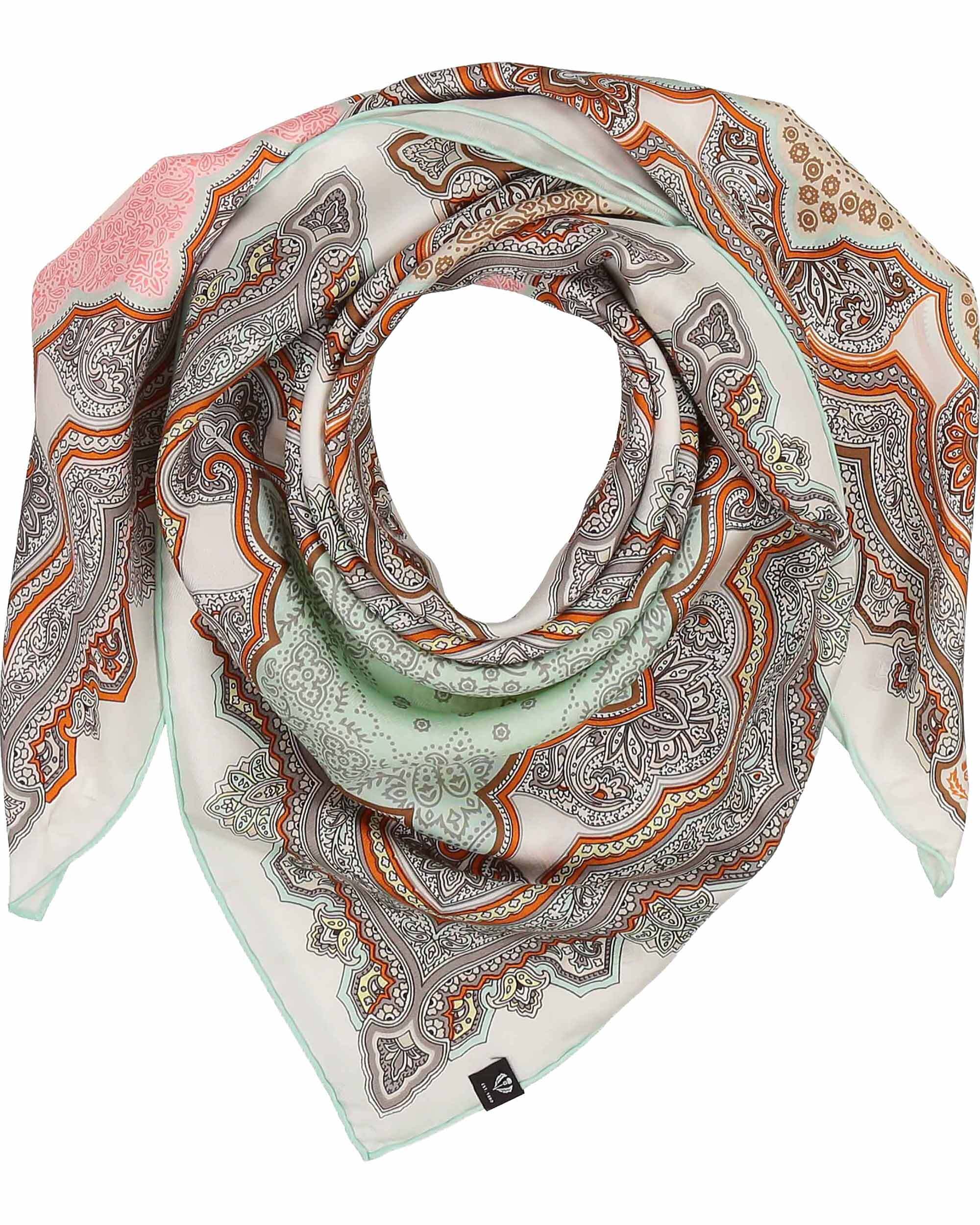 Mönstrad sidenscarf 88x88cm  säljs på Hospitalsgatan - 2