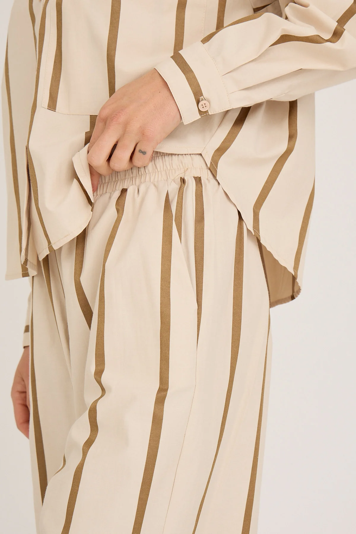 A-View - Ary Shorts  Brown/Sand - 3