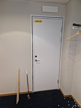 Innerdörr 8x21 HH 30dB