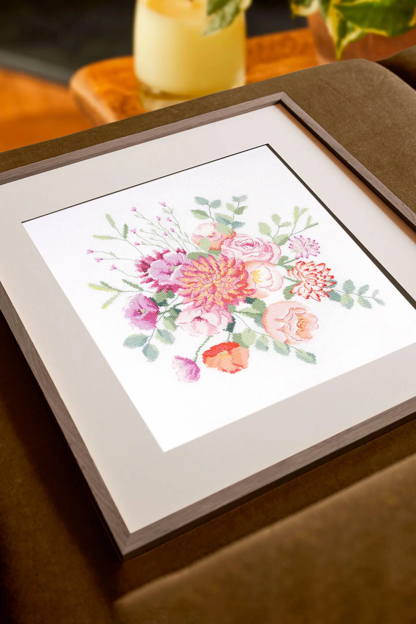 DMC Korsstygnskit Vintage Bouquet 28,5 x 28,2 cm - Aida 5,5/14 ct - 4