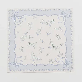 Scarf "Bow and Floral"