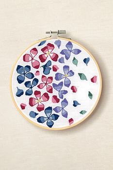 DMC Punch Needle Kit Hydrangea Petals Ø 14,5 cm 