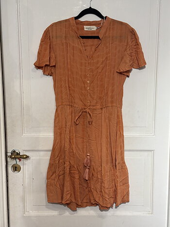 Terompet Short Dress