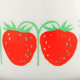 Raija Uosikkinen (Pomona 1962) Creamer with Strawberries Decor 11/7 cm